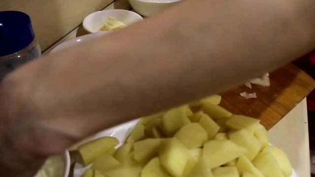 Картошечка со шпиком. Очень быстро приготовить и очень вкусное блюдо. смотреть онлайн