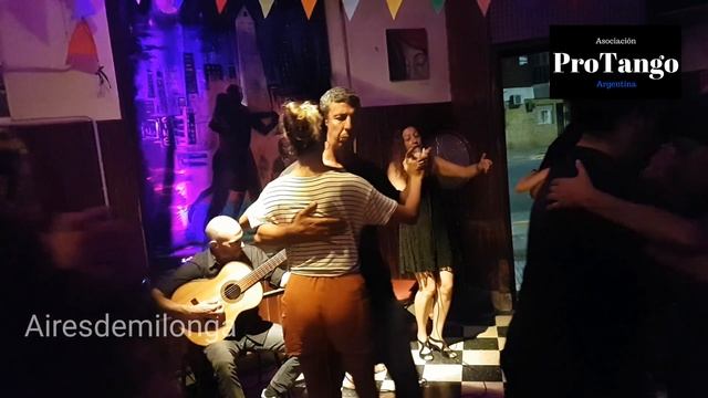 Canto, baile del tango orillero, El Cafetín, Juan Iruzubieta, Victoria Morán Lucrecia Merico смотреть онлайн