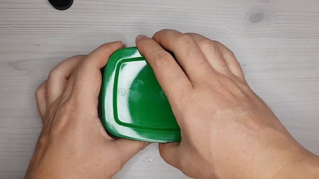 How to make a Shell Ejecting Cardboard Toy смотреть онлайн