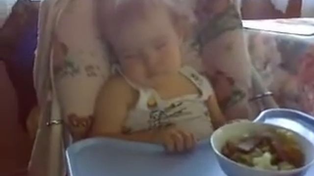 истории про Настю: заснула неуспев доесть смотреть онлайн