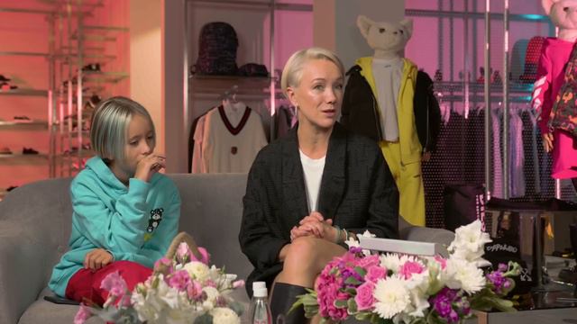 Дарья Мороз с дочерью об учебе в Талантино смотреть онлайн