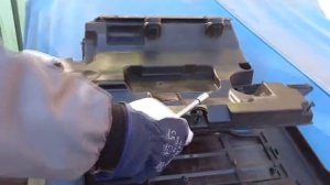 Замена воздушного фильтра пассат Б6 2.0 TFSI (BWA).  How to change air filter on VW Passat 3C5 2006