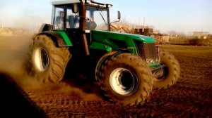 Трактор Бизон - Трек шоу. Гонки на тракторе Бизон.