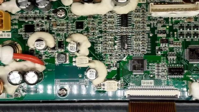 Чому горять зарядні станції. Серія перша. Bluetti. смотреть онлайн