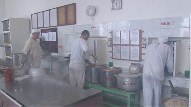 ВИДЕО РЕДАКЦИИ. День колонии в ИК-17. смотреть онлайн