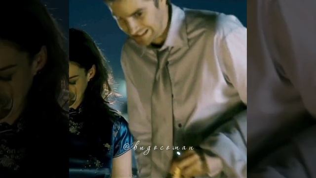 Один день | Энн Хэтэуэй и Джим Стерджесс смотреть онлайн