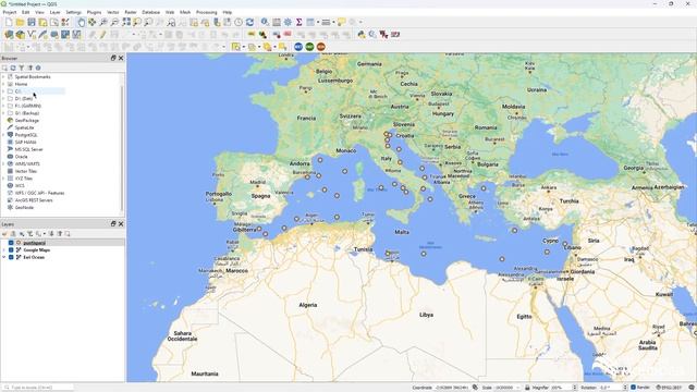 TUTORIAL | An introduction to QGIS user interface смотреть онлайн
