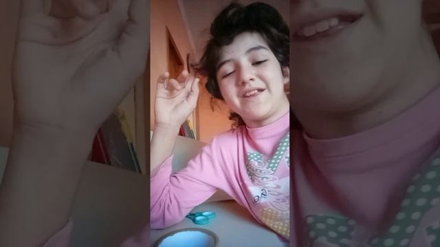 Да да моё первое, но кринжовое видео выбирайте скетчбук для наклеек ?? смотреть онлайн