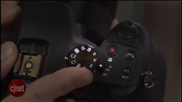 Panasonic Lumix DMC-FZ1000 4K QFHD/HD 16X Long Zoom Digital Camera (Black) смотреть онлайн