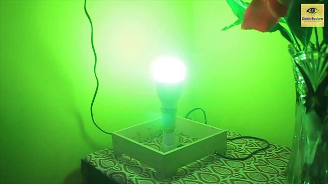 Yeelight Smart Bulb Review | Unboxing | Alexa | Mi Smart LED | Dekh Review (Hindi/Urdu) смотреть онлайн