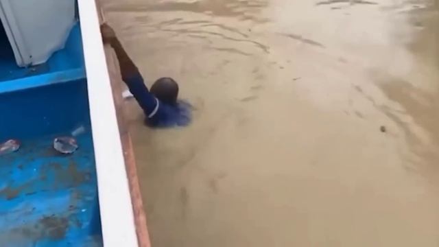 Попробуй не засмеяться №40 - Лучшие Приколы 2024. #шоу #shorts #ютубшортс #смех #приколы #мемы #мем смотреть онлайн