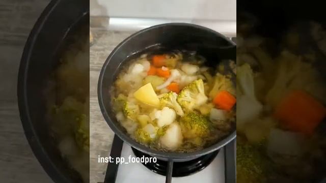 Рецептик сырно-овощного крем-супа?очень простой и всего 28ккал ?а какой вкусненький?