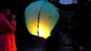 Волшебный ШАР Желаний.Как запустить небесный фонарик.Видео для детей и родителей