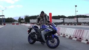 Yamaha YZF-R25