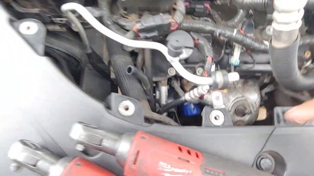 2008-2011GMC Acadia/chevrolet traverse/ Saturn outlook AC compressor replacement "THE RIGHT WAY" смотреть онлайн