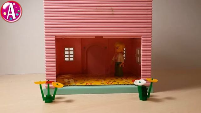 Сказка ДОБРАЯ ПРИНЦЕССА!!! Игра Сказка из конструктора для малышей!!! Мисс АЛИНА Новое!!! смотреть онлайн