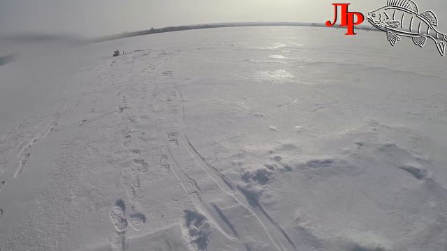 Ловля плотвы на мотыля! смотреть онлайн