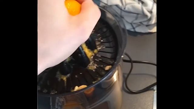 come fare una spremuta con IKOHS GREY TORNADE смотреть онлайн