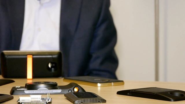 Moto Mods смотреть онлайн