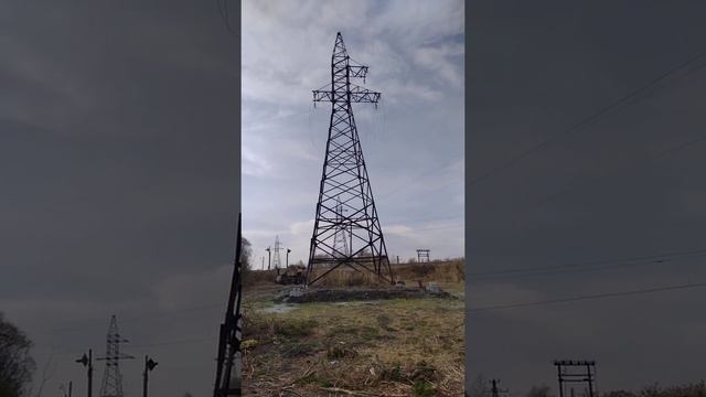 Снос высоковольтной опоры 48 метров . смотреть онлайн