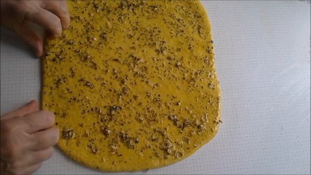 Булочки на закваске. С чесноком, зеленью и сыром. смотреть онлайн