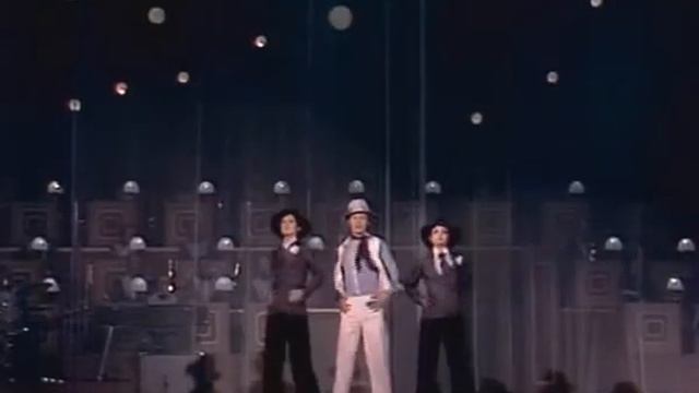 Jiří Korn - Jak se člověk mýlí [Money, Money, Money] (1977) смотреть онлайн
