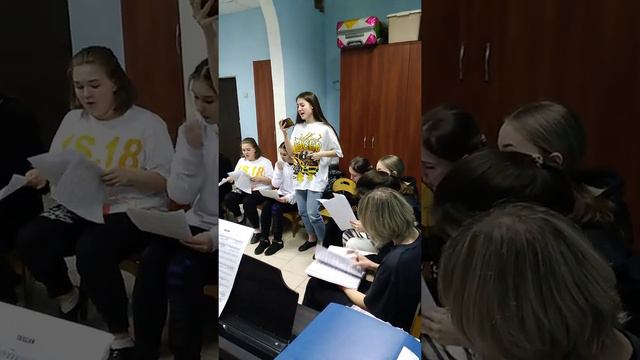 Shallow. Исполняет ансамбль "Вива" (г. Апрелевка). смотреть онлайн