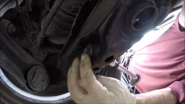 Mercedes C180 2002 Rear Shock Absorber Replacement смотреть онлайн