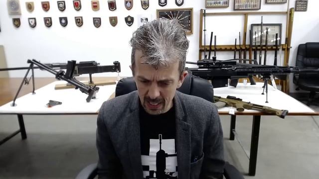 Firearms Expert Reacts To Isonzo’s Guns смотреть онлайн