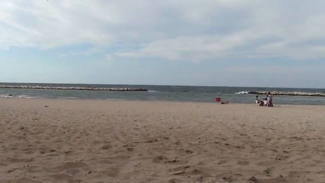 Pane e Pomodoro Beach (Bari, Italy) ❅ Городской бесплатный пляж "Панэ э помодоро"г. Бари смотреть онлайн