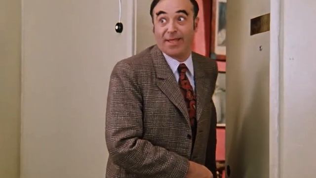 На случай важных переговоров: Закусывать надо! (Иван Васильевич меняет профессию). смотреть онлайн