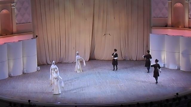 Ансамбль Алан Хонга кафт смотреть онлайн