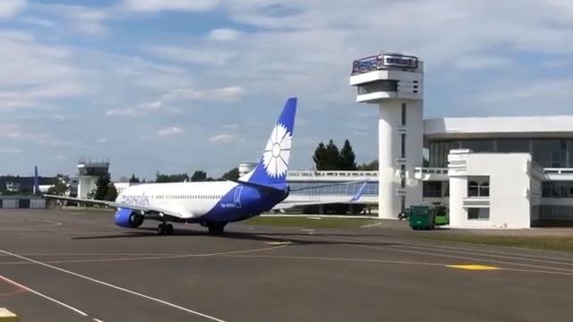 аэропорт Брест автор:pilotkobrin смотреть онлайн