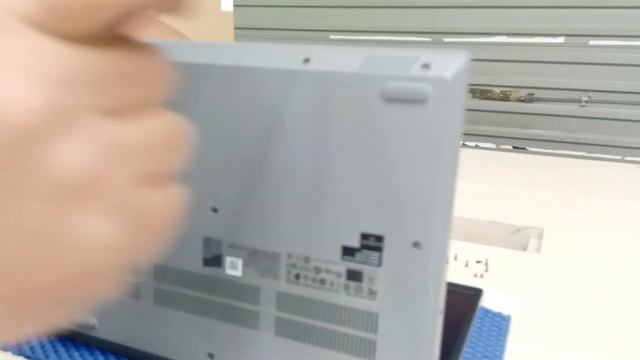 TUTORIAL BUKA DAN UPGRADE RAM 2 UNIT LAPTOP LENOVO IDEAPAD 3050 FEAT JUARA COMPUTER смотреть онлайн