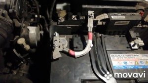 Как снять аккумулятор Рено Меган 3 быстро!!!