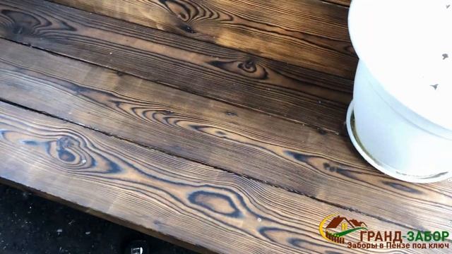 Капитальный мангал с дровником, крышей и скамейками своими руками. Делали для себя покажем и Вам. смотреть онлайн