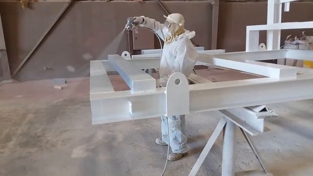 Безвоздушная покраска с помощью краскопульта и окрасочного аппарата высокого давления смотреть онлайн