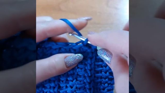 УЗОР КРЮЧКОМ -ГАЛОЧКА/ ВЯЖУ БУТЫЛЬНИЦУ ИЗ ШНУРА смотреть онлайн