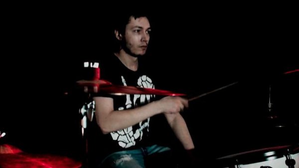 ДУБОБРУЧ - БЕДНЯГА БЭЗИЛ