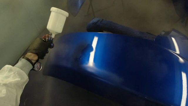 IWATA W400 BELLARIA 1.3MM смотреть онлайн