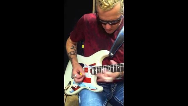 Gary Hoey part 2 Fender G-Dec 3 Amp.m4v смотреть онлайн
