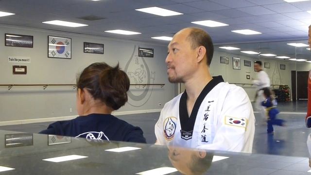 IL Do Taekwondo Mitzua Plaza Form And Stretching 4 смотреть онлайн