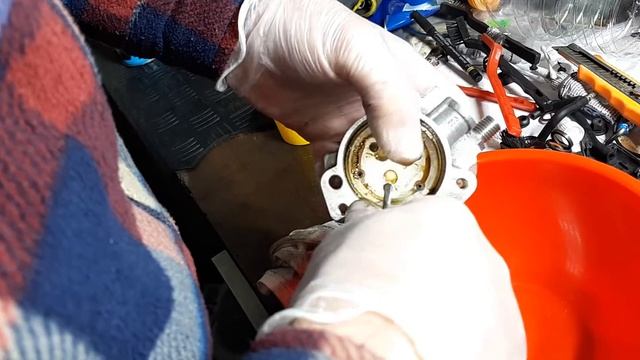 Rozbiórka pompy wysokiego ciśnienia Opel Vectra C 2.2 Direct Z22YH benzyna смотреть онлайн