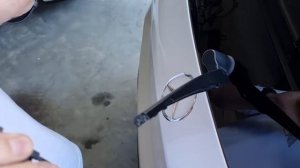 Changing the rear wiper blade on a Mercedes-Benz GLC