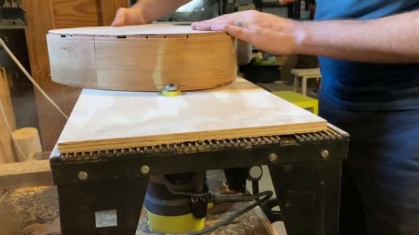 Reclaimed wood, basic tools acoustic guitar build (First attempt)