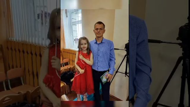 Учащиеся 1 «А» класса Средней школы №2 г. п. Октябрьский поздравляют всех пап с праздником! смотреть онлайн