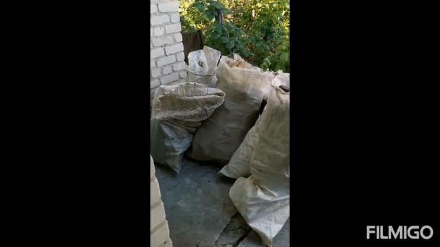 ремонт на даче. Разбираем под лестницей. Весь день на даче. смотреть онлайн