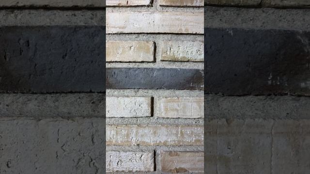 Кирпич с угольным обжигом.