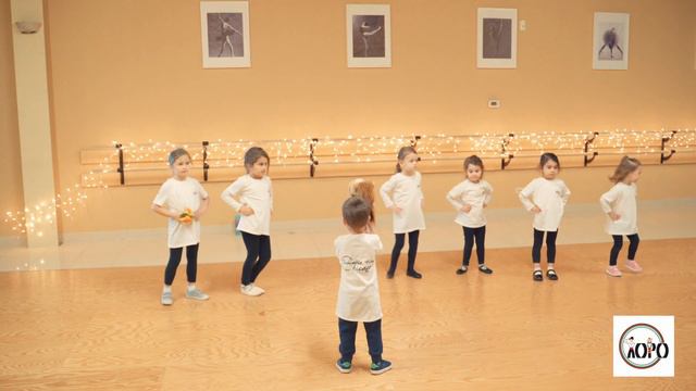 Фолклорен Ансамбъл "Хоро" - Чикаго смотреть онлайн