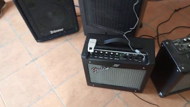 Fender Mustang Amp Wireless. Keyboard to pedalboard convert. смотреть онлайн